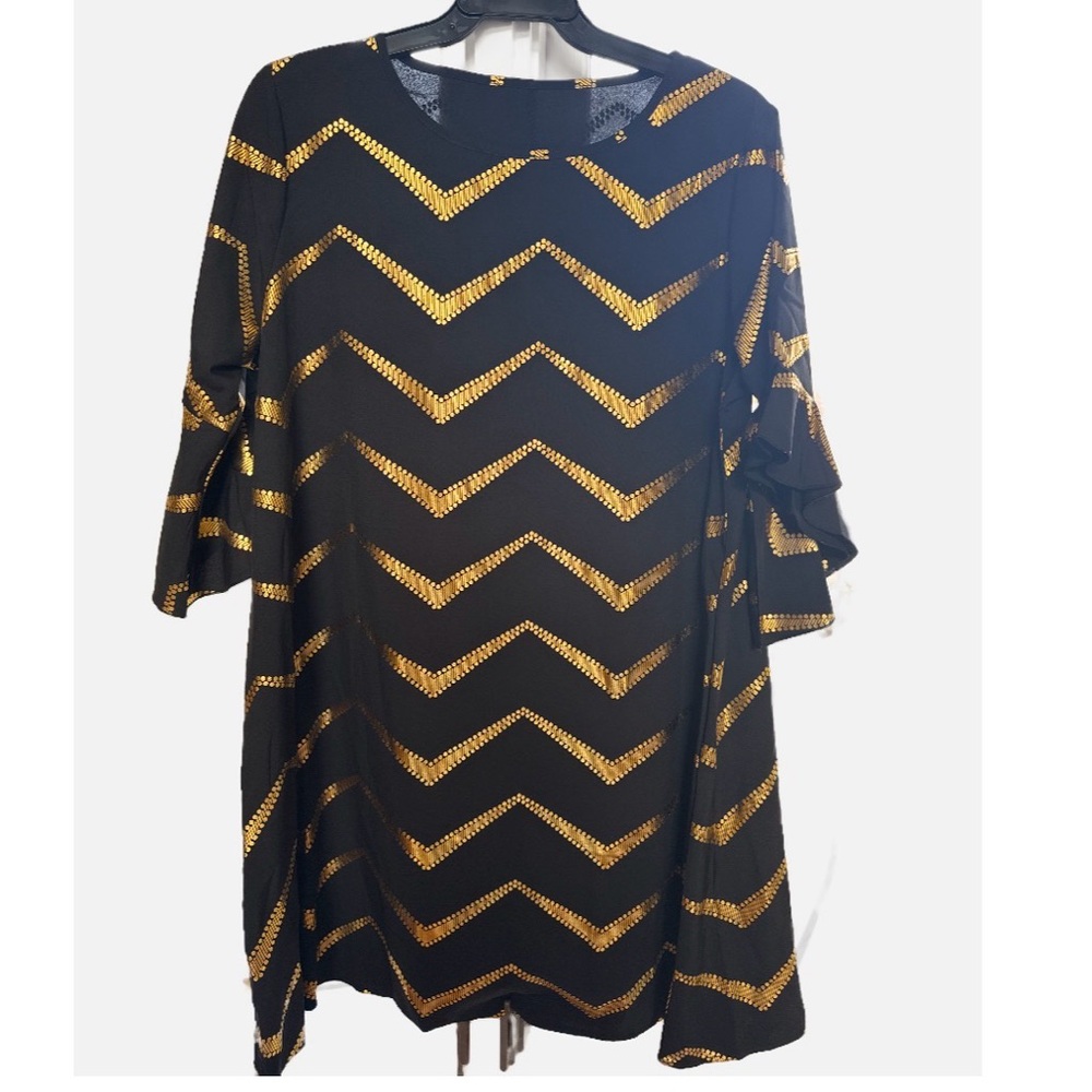 Black and Gold Metallic Chevron Dress relaxed fit - Picture 2 of 6